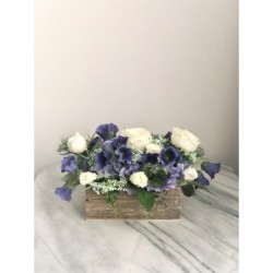 Altholz Kollektion - Arrangement in einem Holzgefäss 2