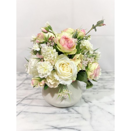 Kunstblumen Arrangement in einer Vase 3