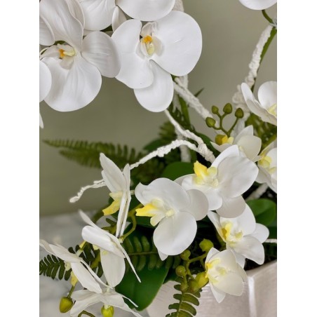 Grosses Arrangement mit Orchidee in einer Vase 4