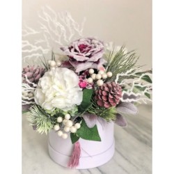 Winterliches Arrangement in einer Velour Box 2