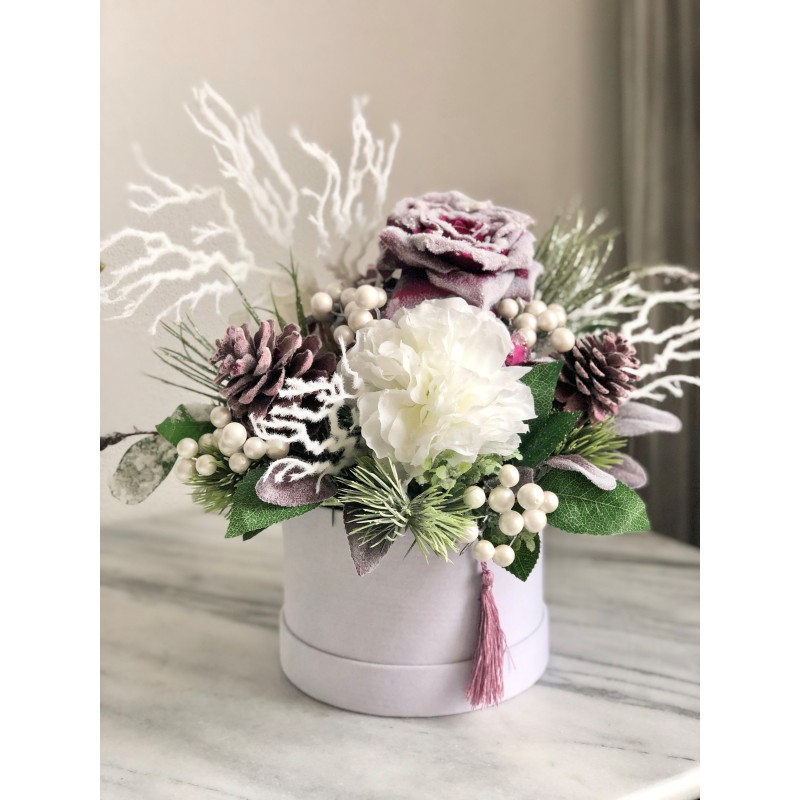 Winterliches Arrangement in einer Velour Box 5