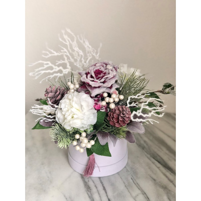 Winterliches Arrangement in einer Velour Box 6