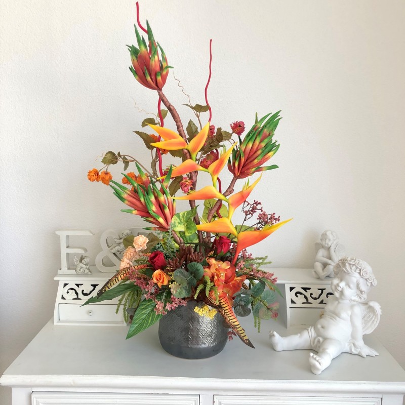 Kunstblumen Arrangement in einer Vase