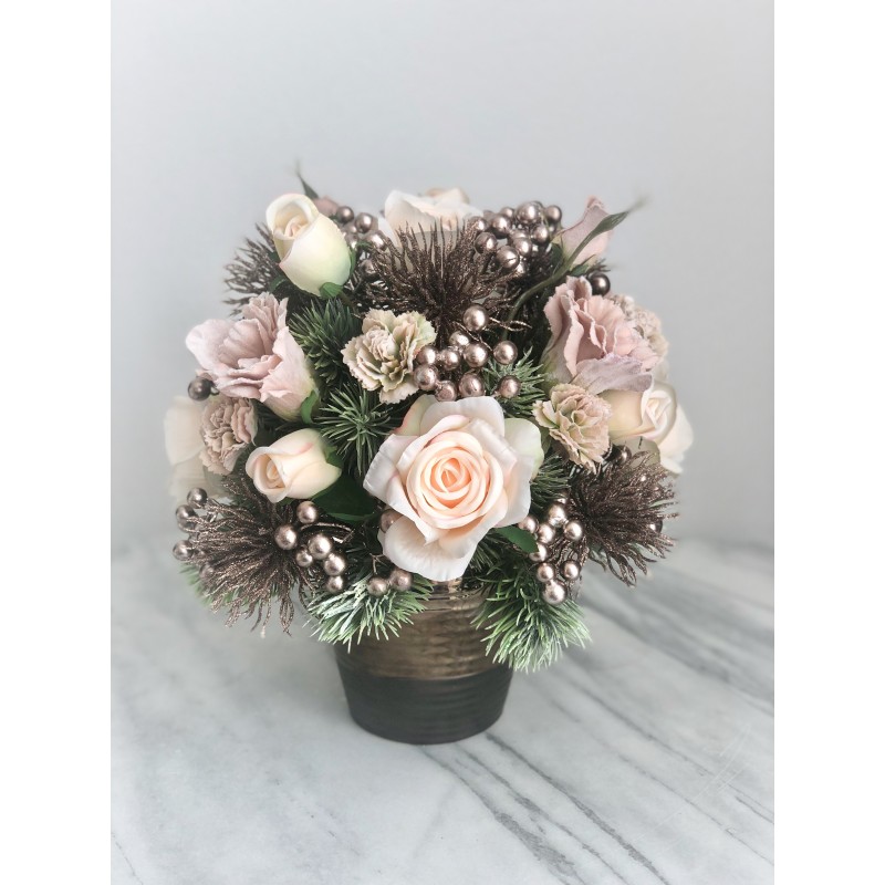 Weihnachtsarrangement in einer Vase 6