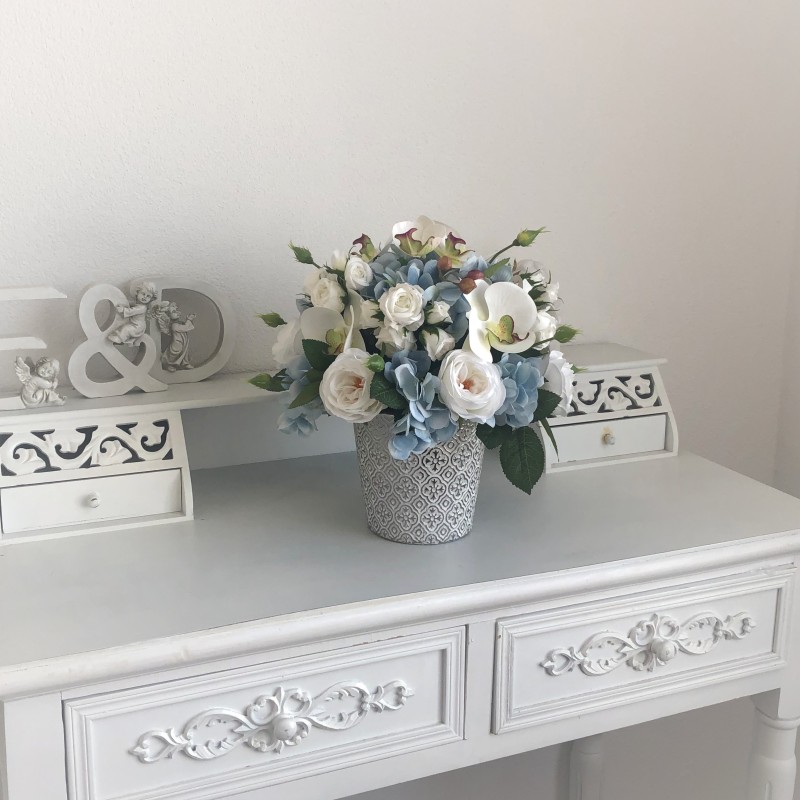 Kunstblumen Arrangement aus Rosen