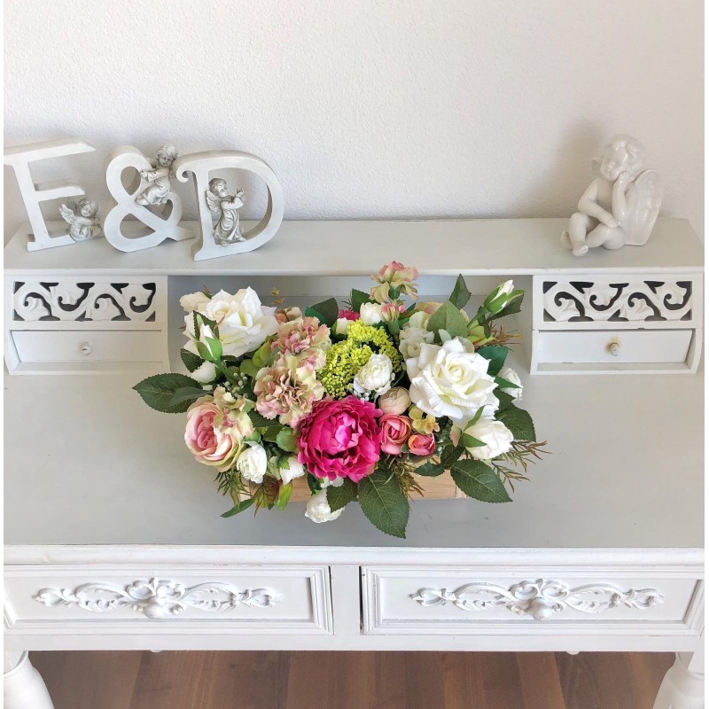 Kunstblumen Arrangement in einem Holzgefäss 2