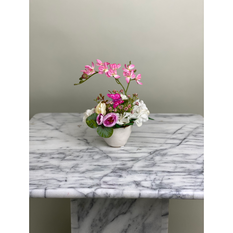 Festes Kunstblumen Arrangement mit Schmetterling 5