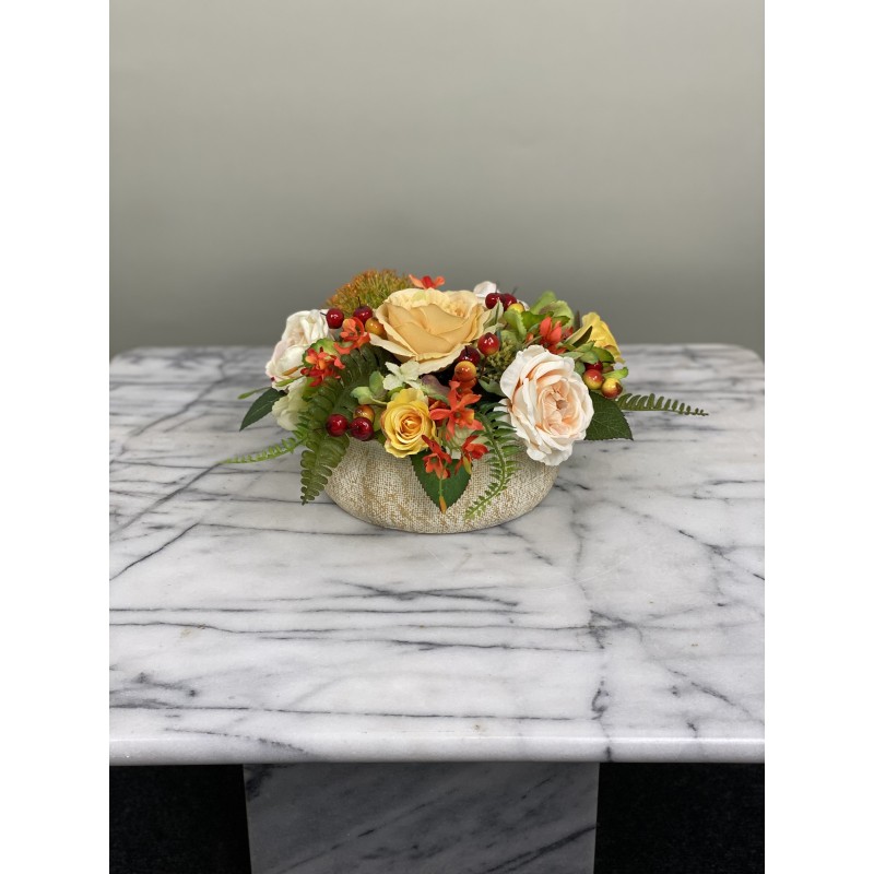 Künstliches Blumen Arrangement in einer Vase 2