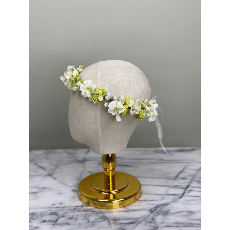 Blumenkrone mit gelben Akzenten 2