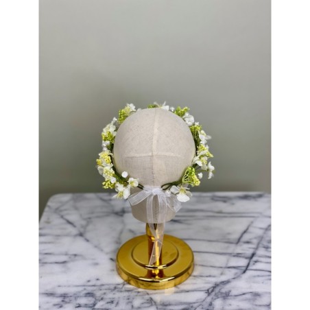 Blumenkrone mit gelben Akzenten 4