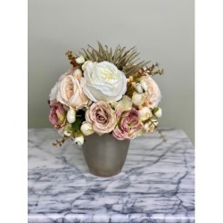 Künstliche Blumen Arrangement in einer Vase