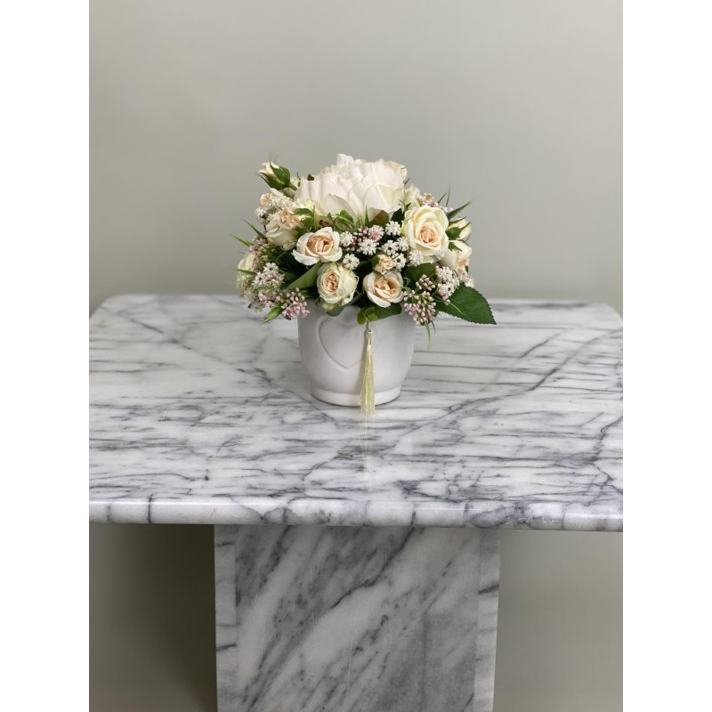 Kleines Arrangement in einer Vase 2