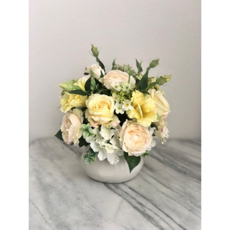 Kunstblumen Arrangement in einer Vase 2