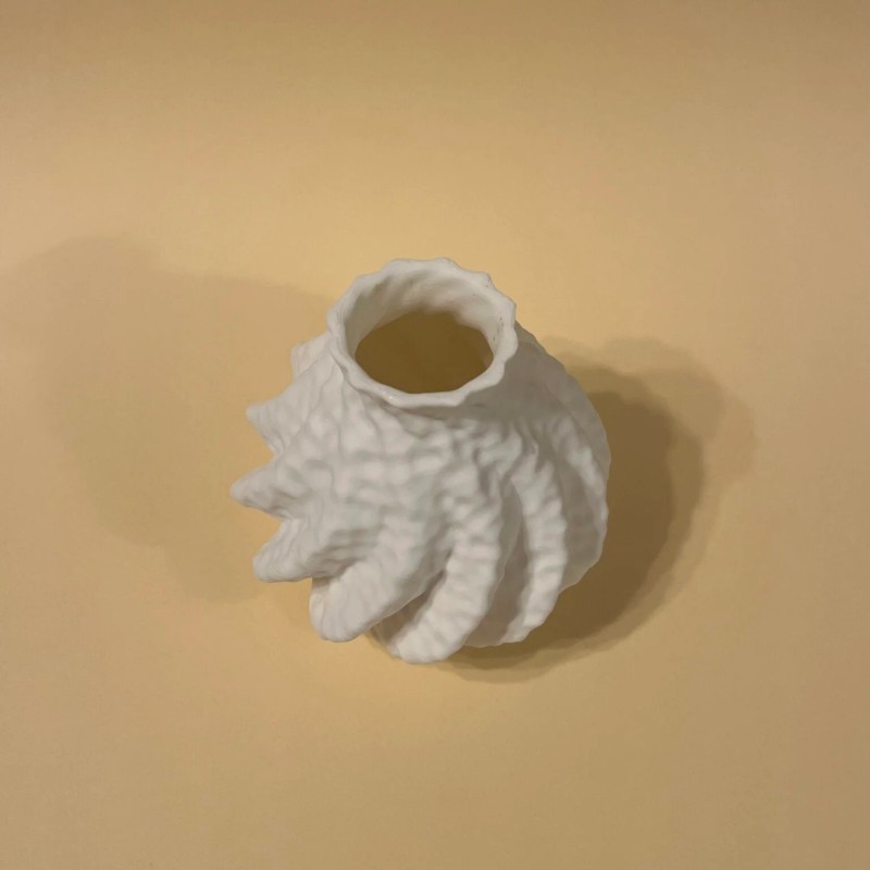 3D-gedruckte Vase mit strukturiertem Design 2