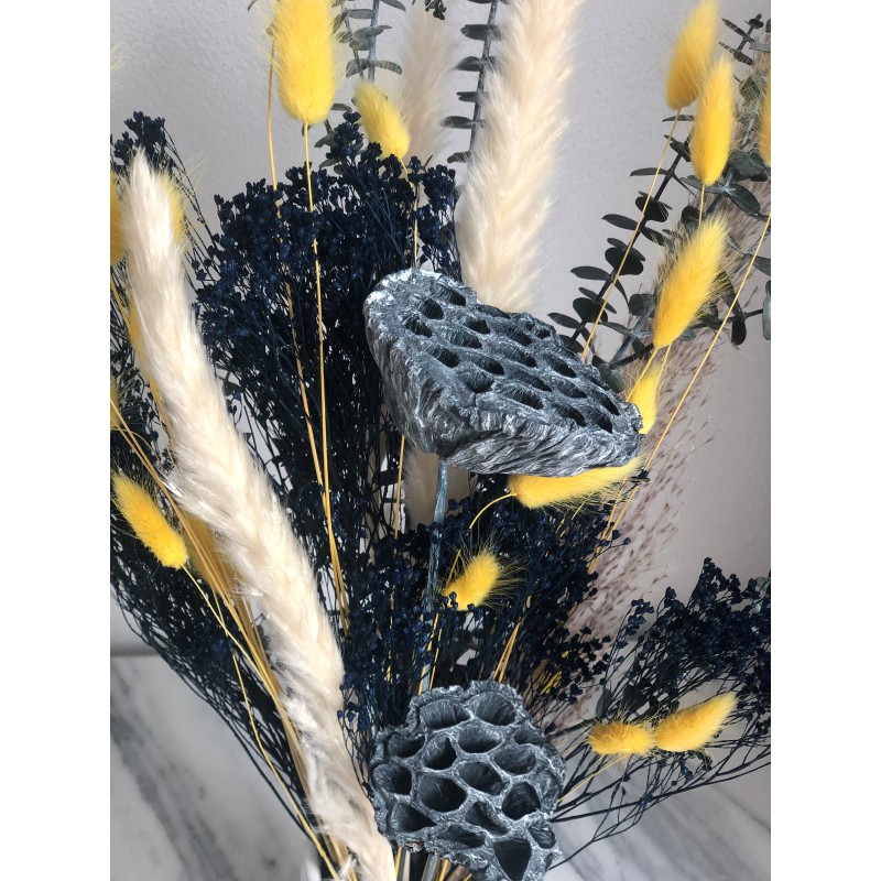 Eleganter Trockenblumenstrauss 6