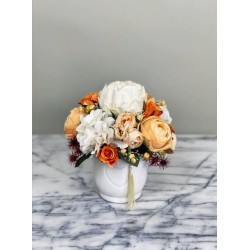 Kunstblumen Arrangement in einer Vase xx214