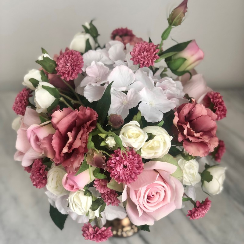 Wunderschönes Arrangement in einer Vase 3