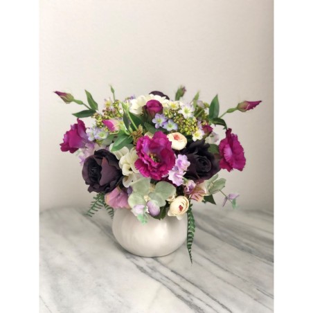 Seindenblumen Arrangement in einer Vase